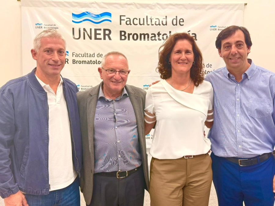 Juan Manuel Arbelo, Gustavo Isaack, Tulia Aizaga y Jos&eacute; Dorati