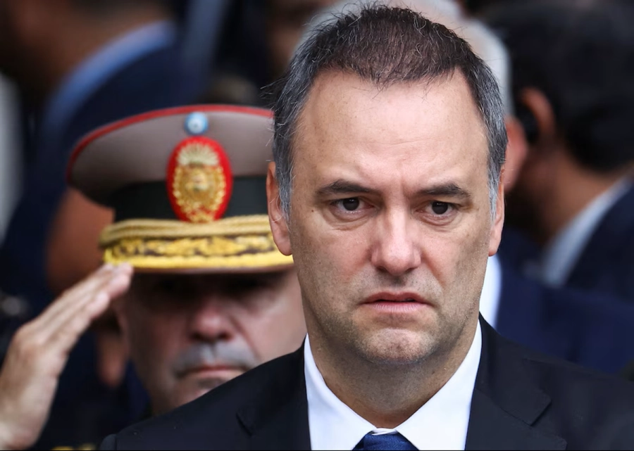 <i>La situaci&oacute;n judicial de Manuel Adorni ya es un problema para Milei</i>