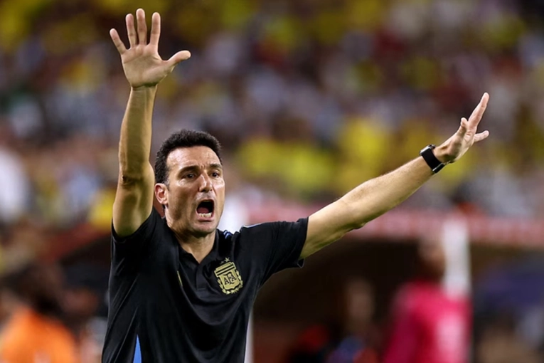 Scaloni tiene definidos 24 de los 26 nombres de la lista final de la Selecci&oacute;n para el Mundial: los dos cupos en duda