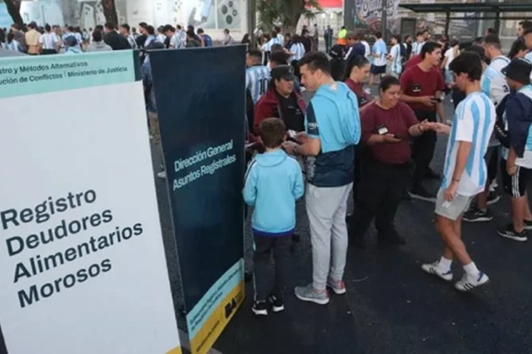 Deudores alimentarios no podr&aacute;n ingresar a estadios de f&uacute;tbol en todo el pa&iacute;s