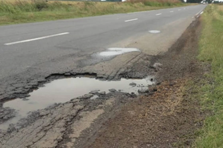 El Gobierno Nacional recort&oacute; m&aacute;s de $ 6.000 millones para obras en la Ruta 12 en Entre R&iacute;os