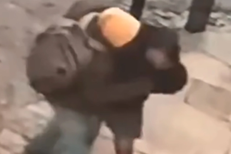 Una adolescente fue asaltada en el pasaje San Luis cuando se dirig&iacute;a a la escuela
