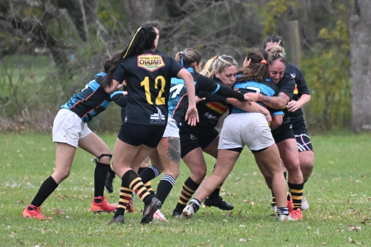 El rugby femenino busca consolidarse y ganar terreno en la ciudad