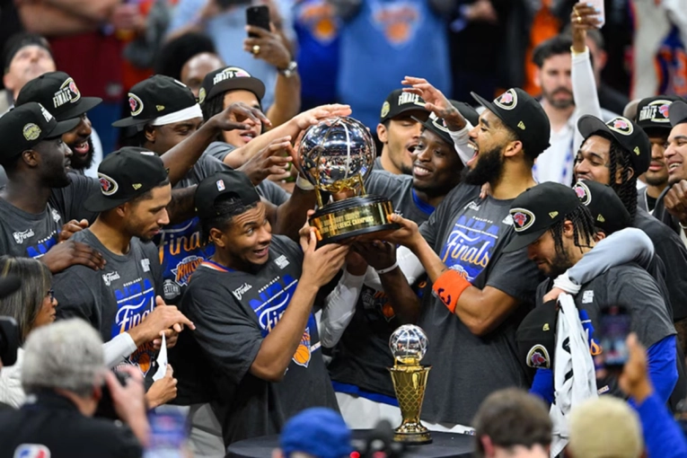 Los Knicks jugar&aacute;n las Finales de la NBA despu&eacute;s de 27 a&ntilde;os tras barrera a los Cavaliers