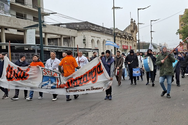 Sin acuerdo en la audiencia por Granja Tres Arroyos: la negociaci&oacute;n seguir&aacute; la pr&oacute;xima semana