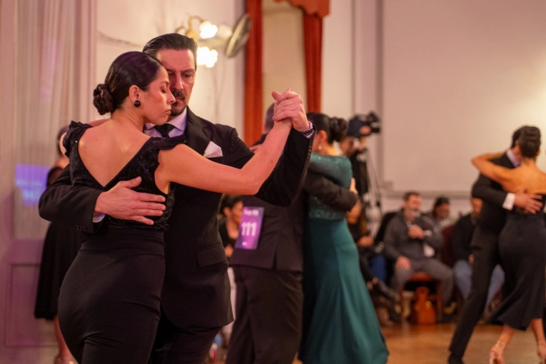 Rumbo al Mundial: el 2x4 volvi&oacute; a encender la ciudad en las preliminares del Tango BA