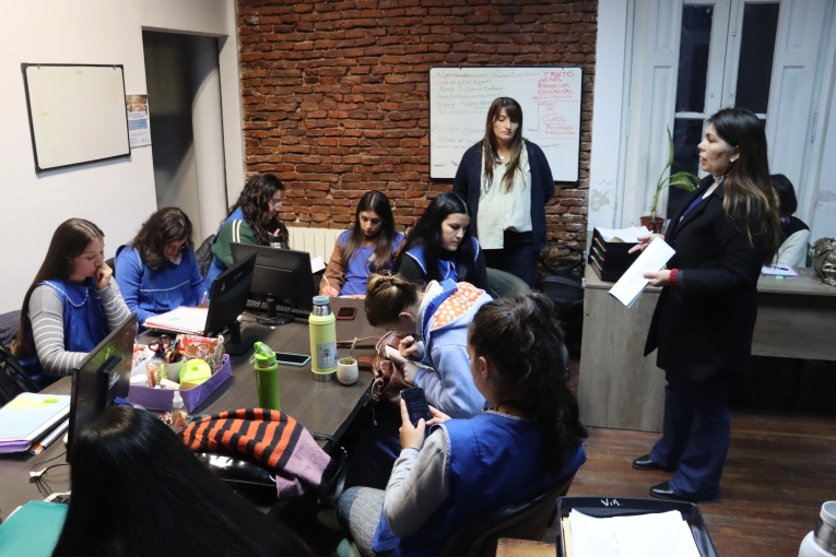 ANAF comparti&oacute; estrategias de intervenci&oacute;n con estudiantes del Isped