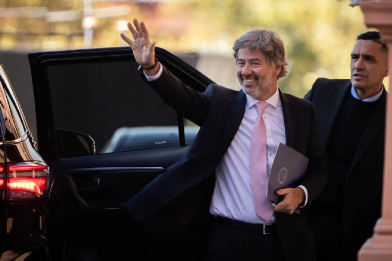 Milei no est&aacute; obligado a firmar el nombramiento de Michelli, seg&uacute;n el ministro Mahiques