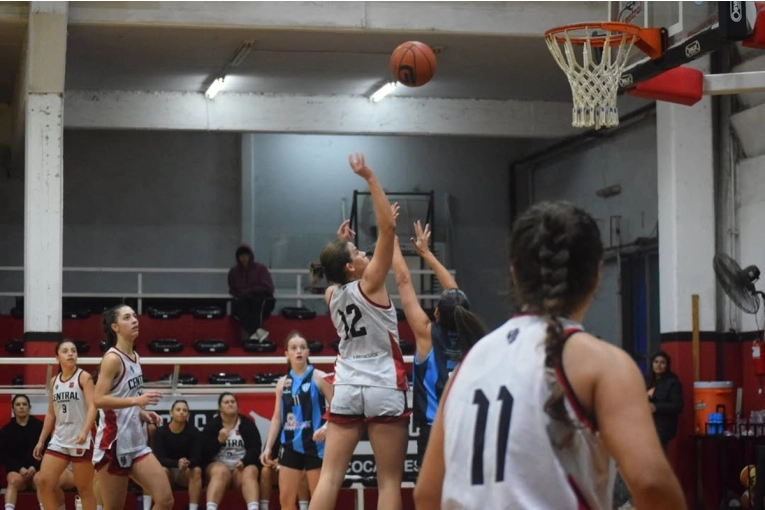 Central y Juventud protagonizan la primera final del Torneo Asociativo femenino