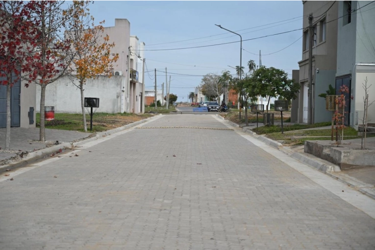 Concluyeron la reconstrucci&oacute;n de la calle Las Casuarinas
