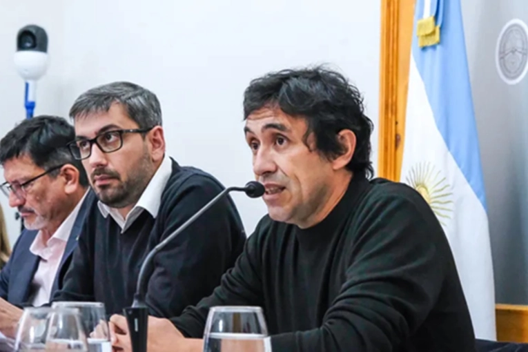 AGMER ratific&oacute; el rechazo a la reforma previsional en el Senado y afirm&oacute; que "el 82% m&oacute;vil se reduce al 60%"