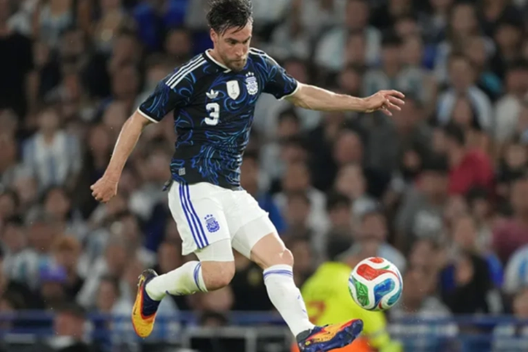 &iquest;Llega al debut? La lesi&oacute;n de Nicol&aacute;s Tagliafico que preocupa a la Selecci&oacute;n Argentina
