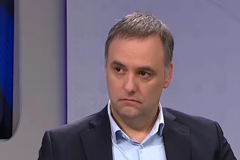 La Justicia analiza extender la causa por enriquecimiento il&iacute;cito que involucra a Adorni