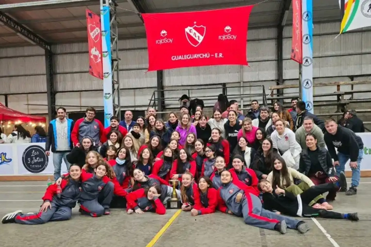 Independiente se qued&oacute; con la Copa de Plata en el Argentino Juvenil de Hockey