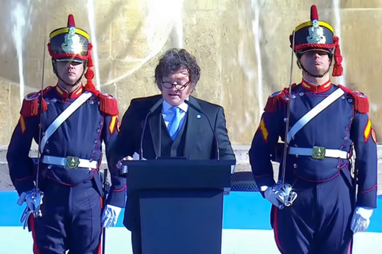 Milei celebr&oacute; el D&iacute;a de la Bandera y reivindic&oacute; a Belgrano como &ldquo;primer intelectual liberal econ&oacute;mico argentino&rdquo;