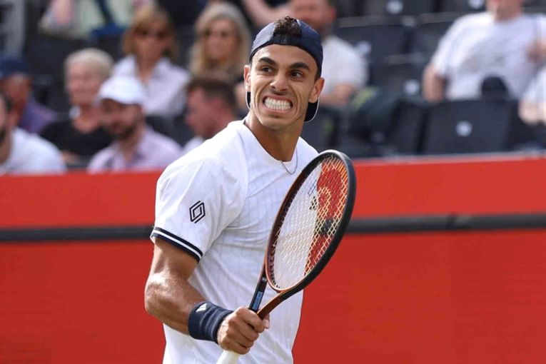 Cer&uacute;ndolo, primer argentino campe&oacute;n en Queen&rsquo;s y ganador de su primer ATP 500