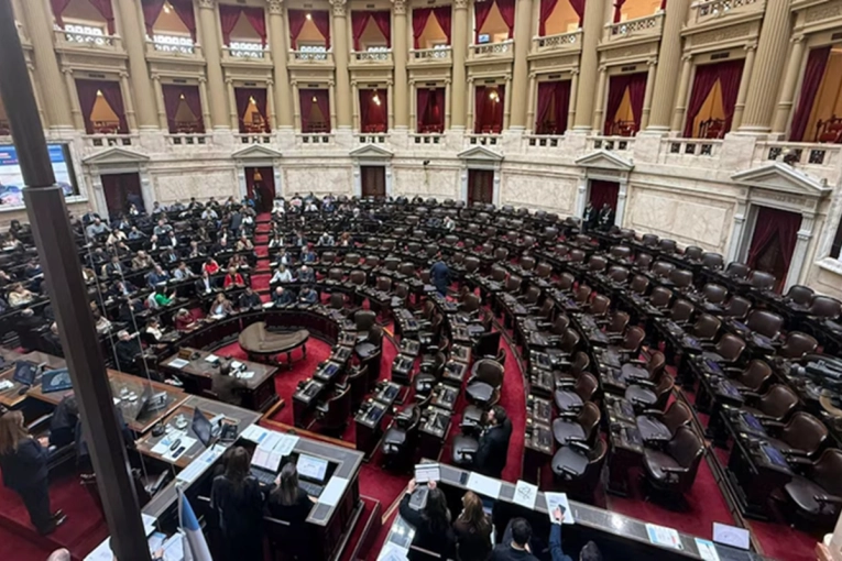 Sin qu&oacute;rum, qued&oacute; suspendido el debate sobre la interpelaci&oacute;n de Manuel Adorni