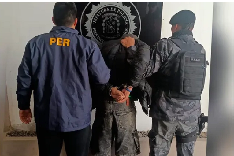 Persecuci&oacute;n, balazos y una r&aacute;pida liberaci&oacute;n: un menor de 16 a&ntilde;os atac&oacute; a tiros a la Polic&iacute;a