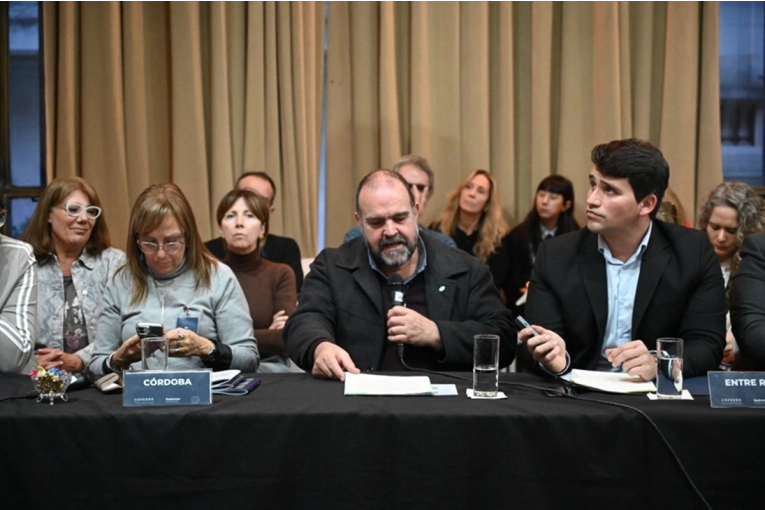 Gualeguaych&uacute; fue la &uacute;nica ciudad invitada a exponer su pol&iacute;tica sobre consumos problem&aacute;ticos