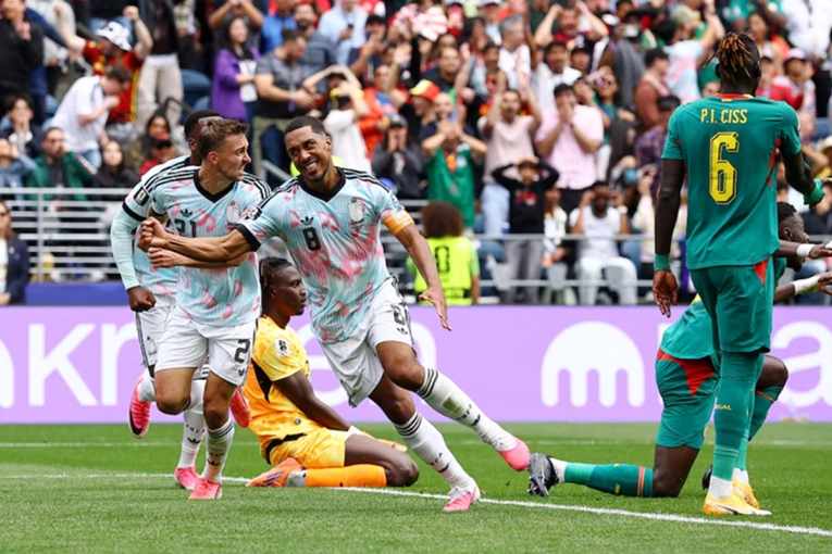 B&eacute;lgica le gan&oacute; a Senegal con gol en el alargue y avanz&oacute; a octavos
