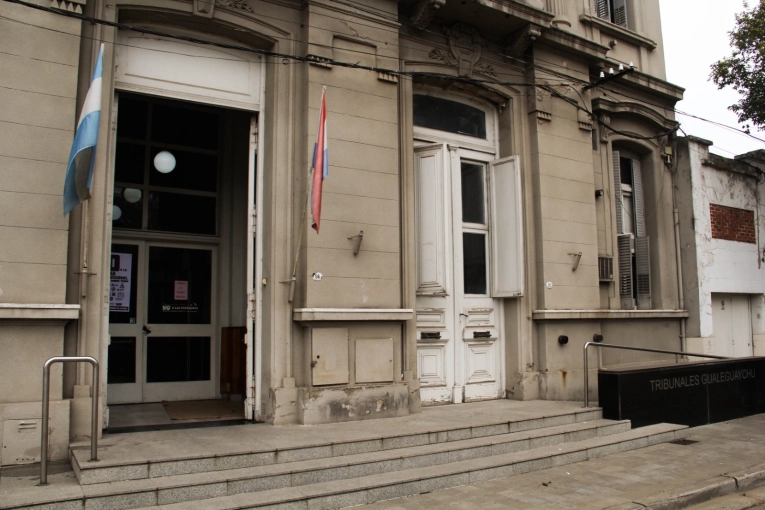 Absuelven a un joven acusado de un violento robo: las pruebas no alcanzaron para condenarlo