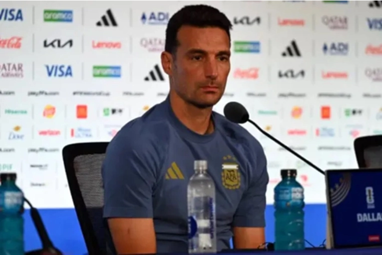 Scaloni confirm&oacute; a Paredes entre los titulares: ya est&aacute;n los 11 para jugar ante Egipto